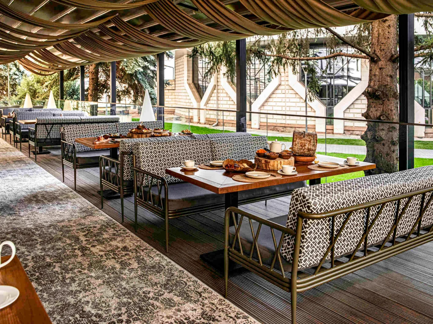 Astau Restaurant Swisshotel